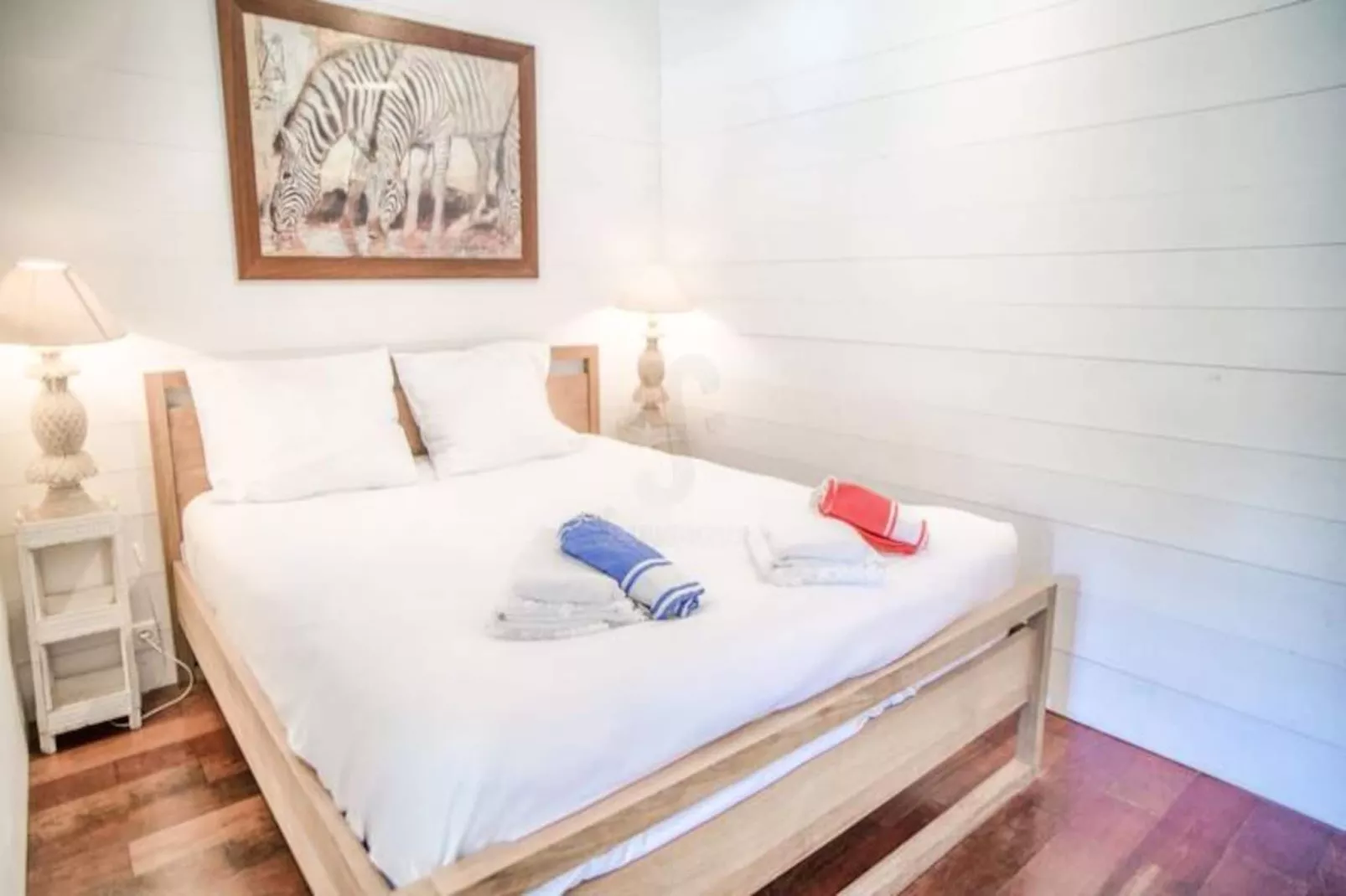 Superbe Villa Calme Avec Piscine Chauff&eacute;e Et Jacuzzi &agrave; 300 M De La Plage-Image-tags.