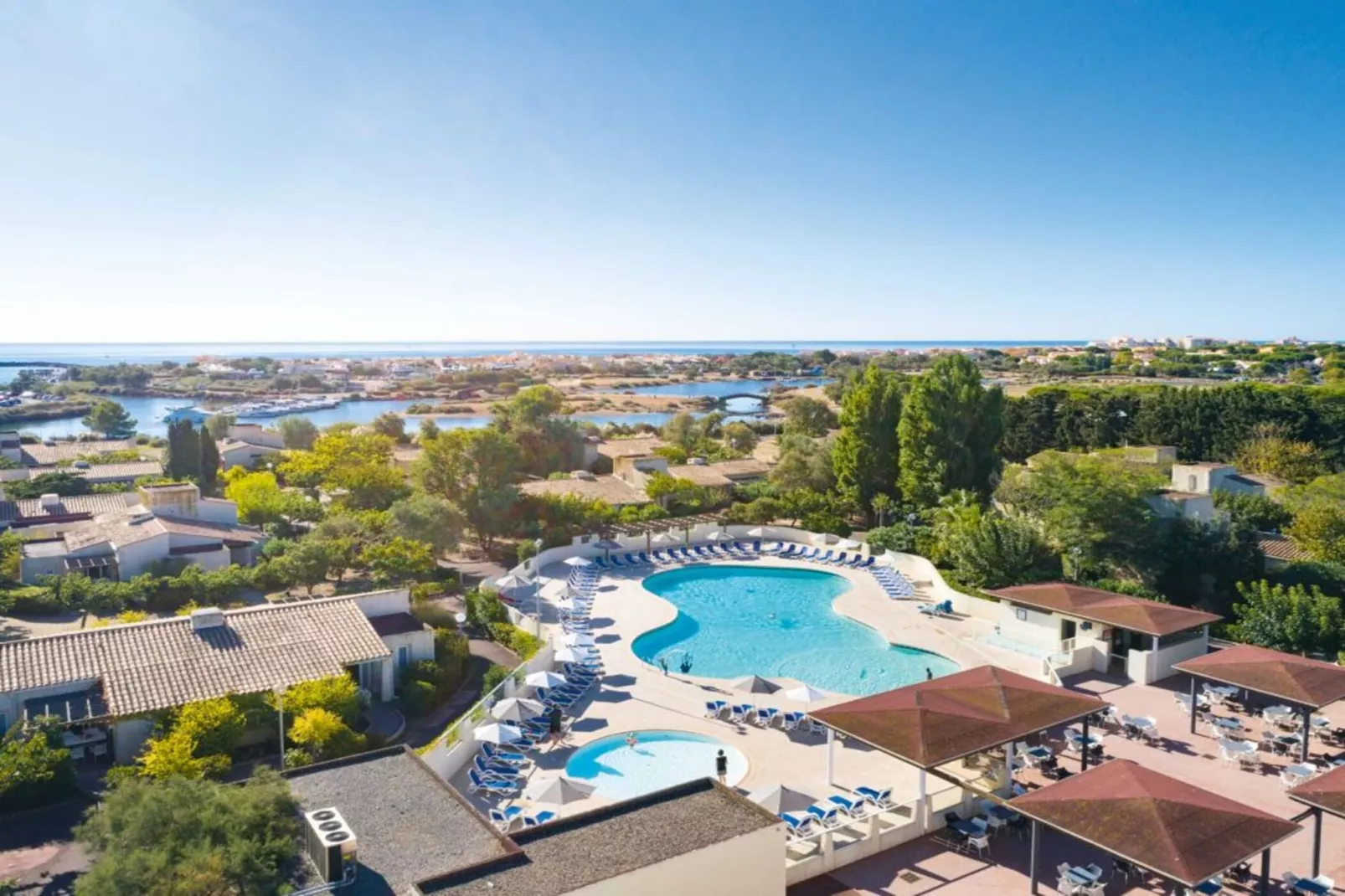SOWELL Family Cap d'Agde****-Areas within 5km in summer