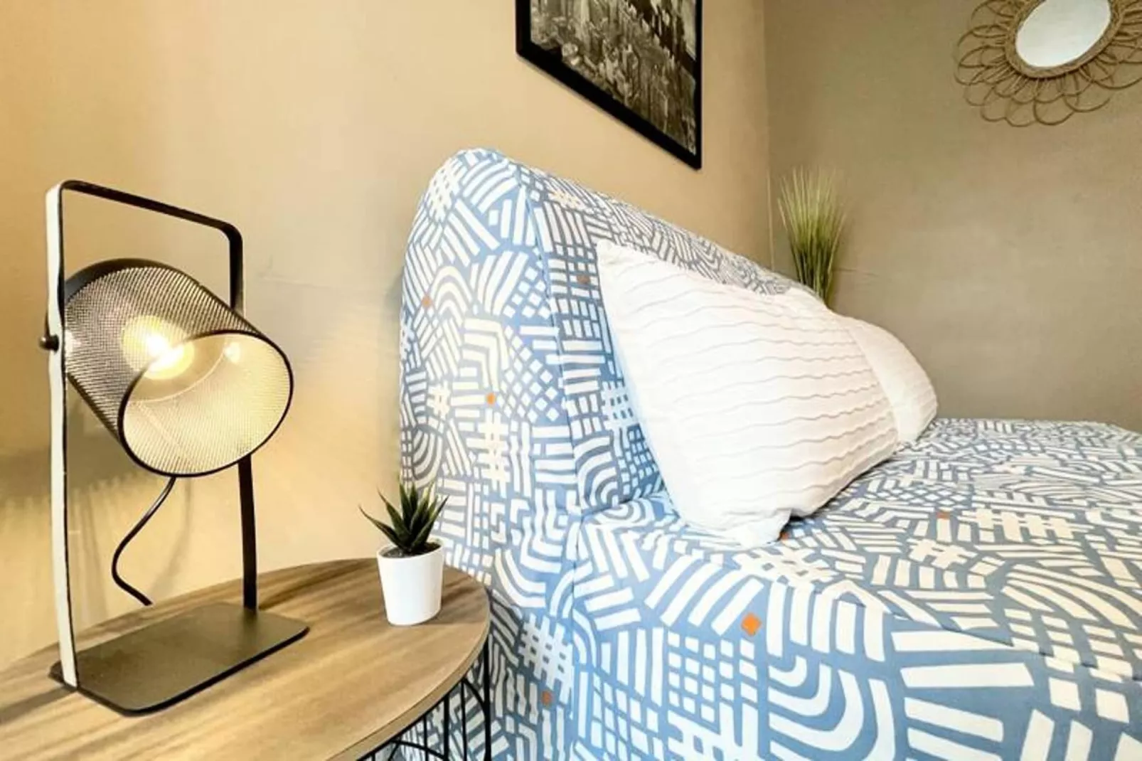 | Le F&eacute;lix 🌞 | Proche Gem, Gare | Tout &eacute;quip&eacute;-Salon