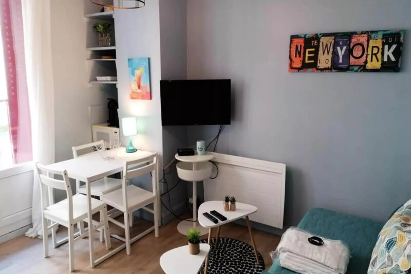 | Le Maginot 🍃 | Caserne De Bonne-Esszimmer