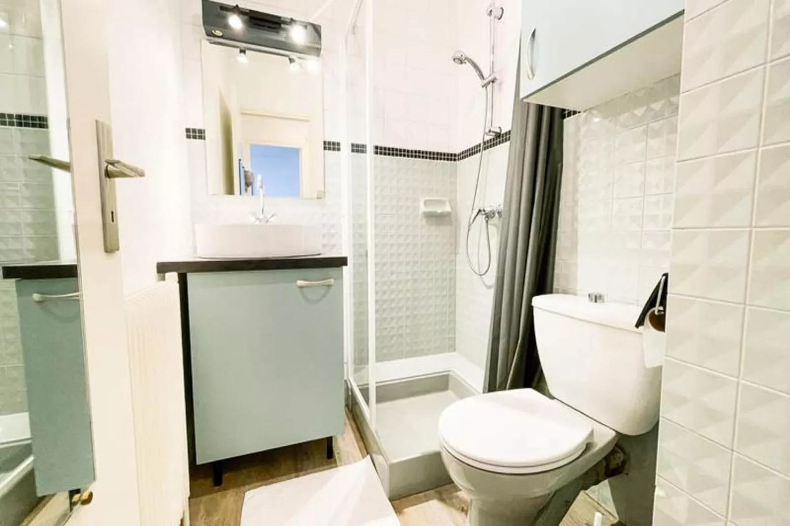 La Pause Grenobloise  - Studio - Balcon-Badezimmer