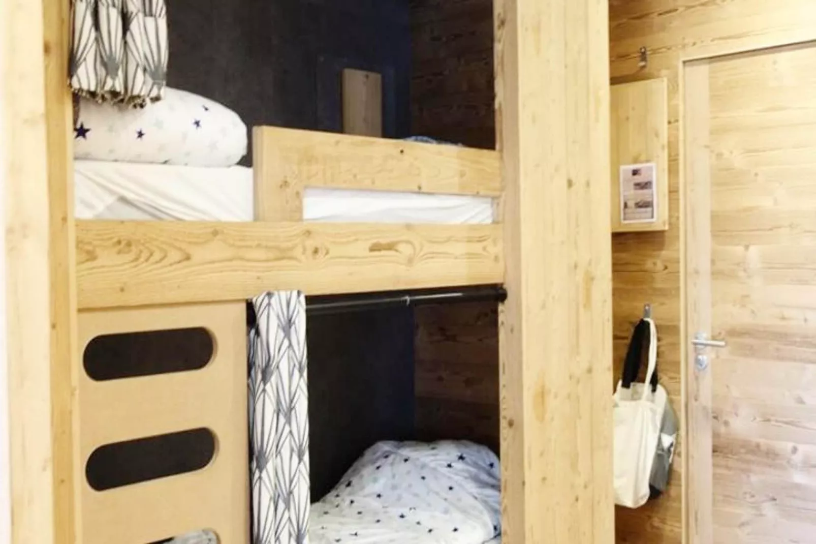 Résidence Menandiere-Schlafzimmer