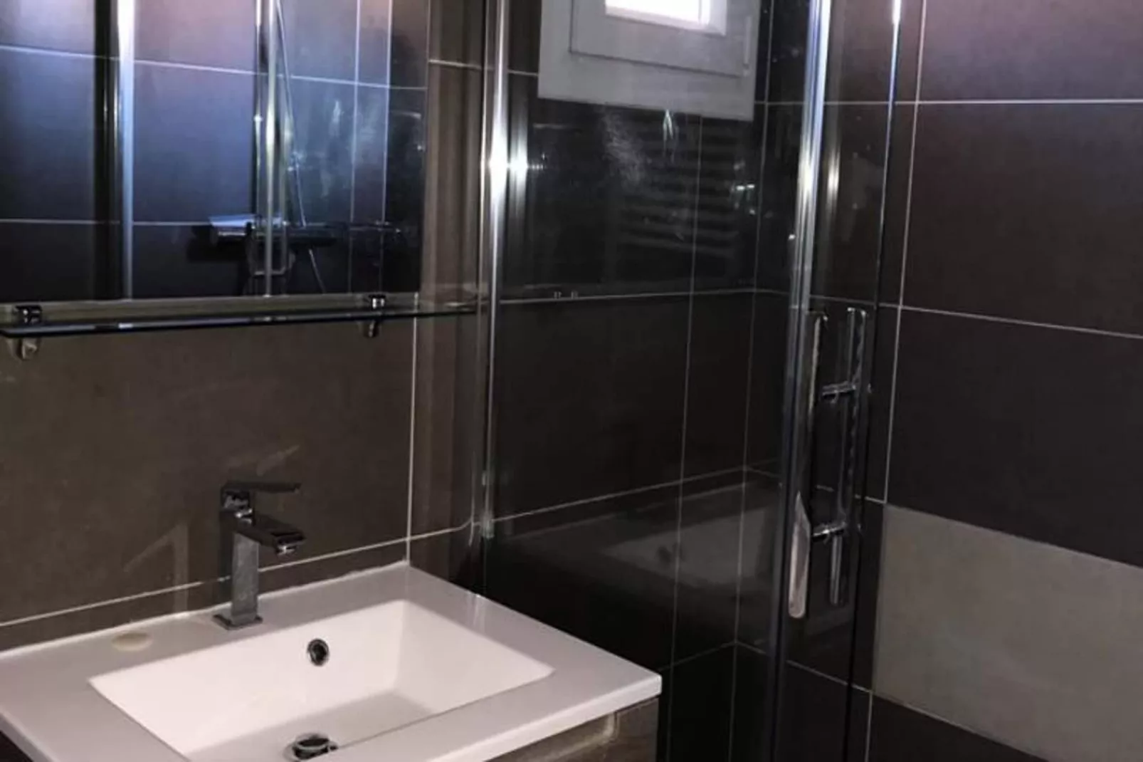 Résidence Sures A-Bathroom