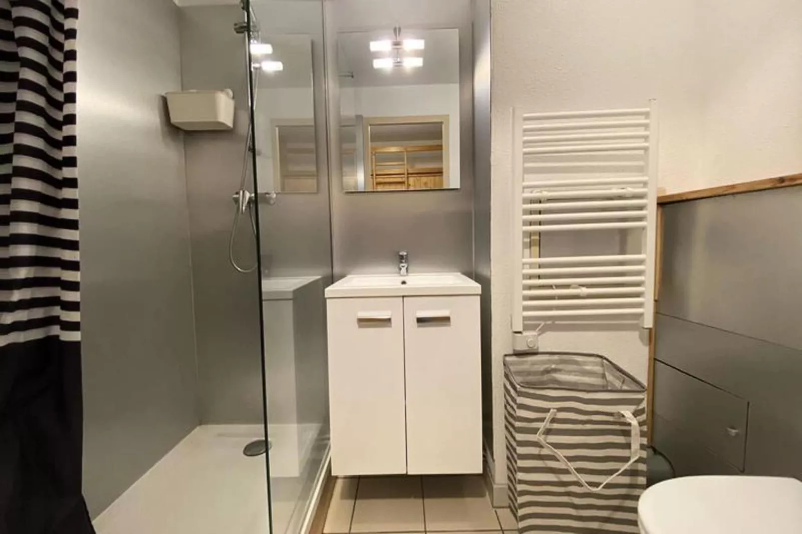 Résidence Grande Chaume-Bathroom