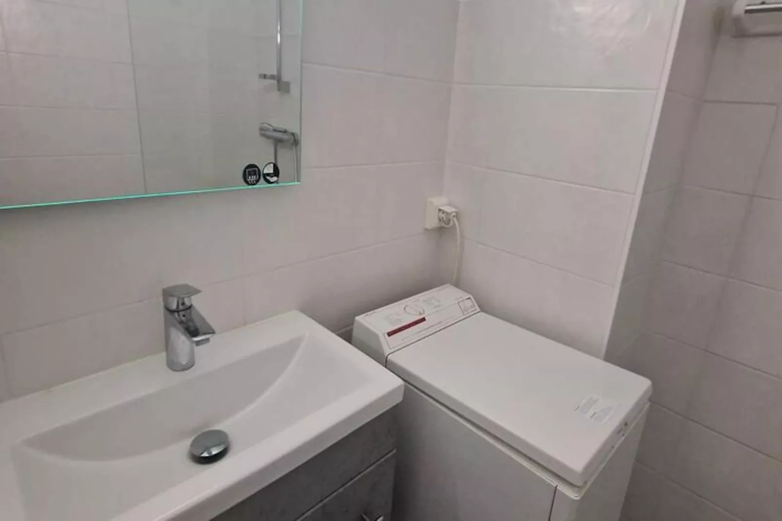 La Residence-Image-tags.