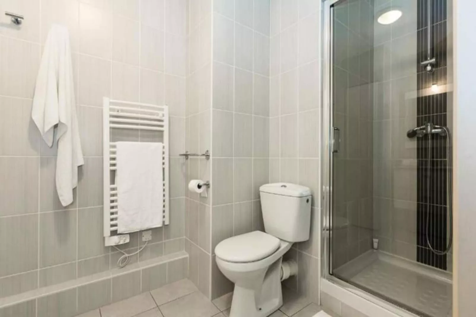 Résidence Prestige Odalys de la Plage-Badezimmer