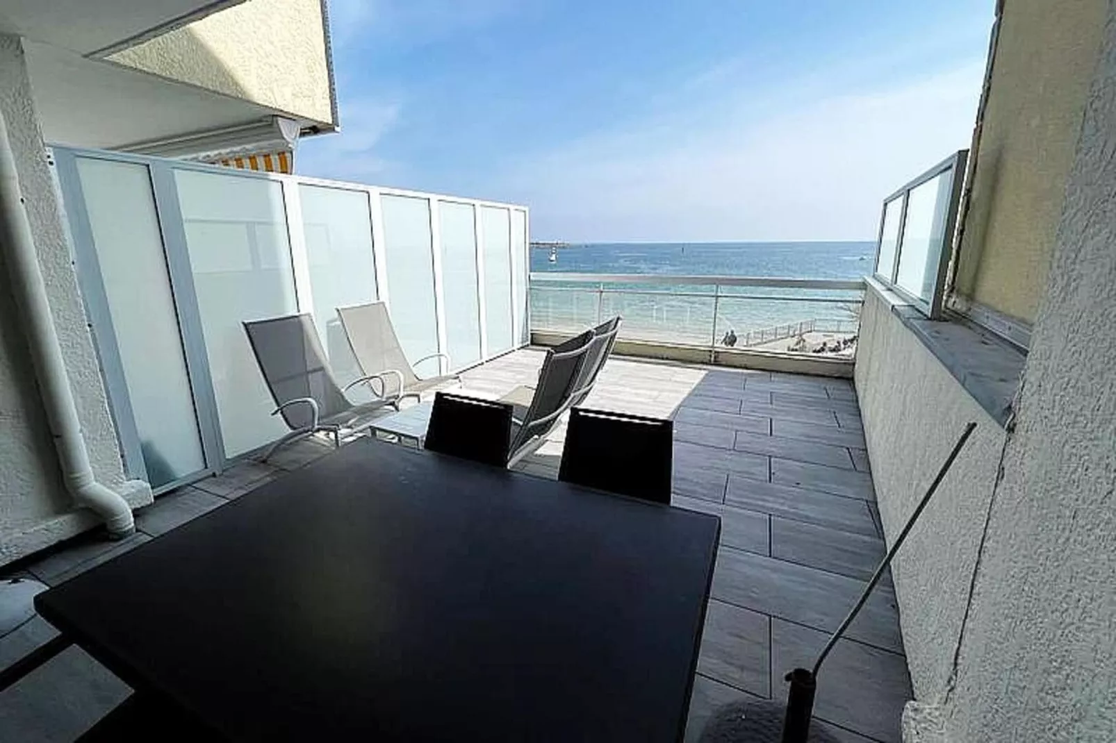 Résidence Tal En Treh-Terrace balcony