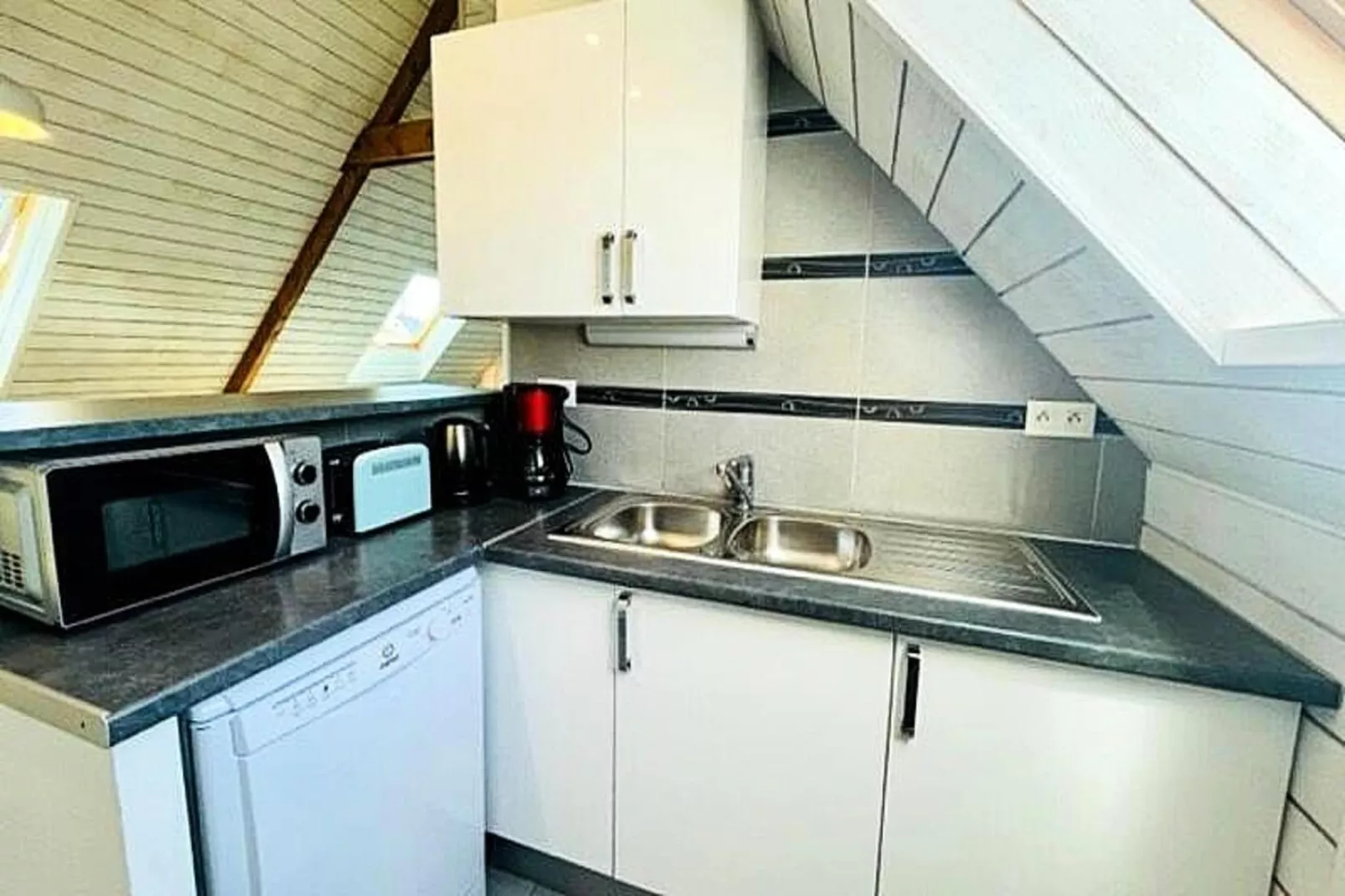 Résidence Rue De Port Haliguen-Kitchen