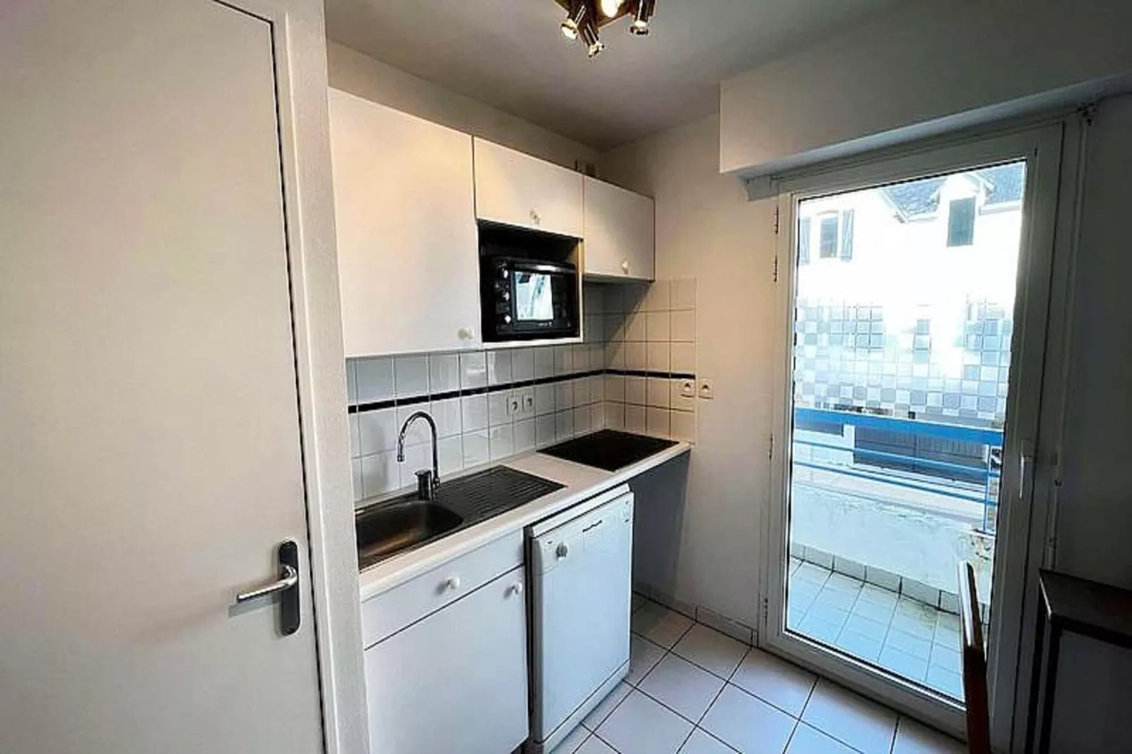 Résidence Hauts Port Maria-Kitchen