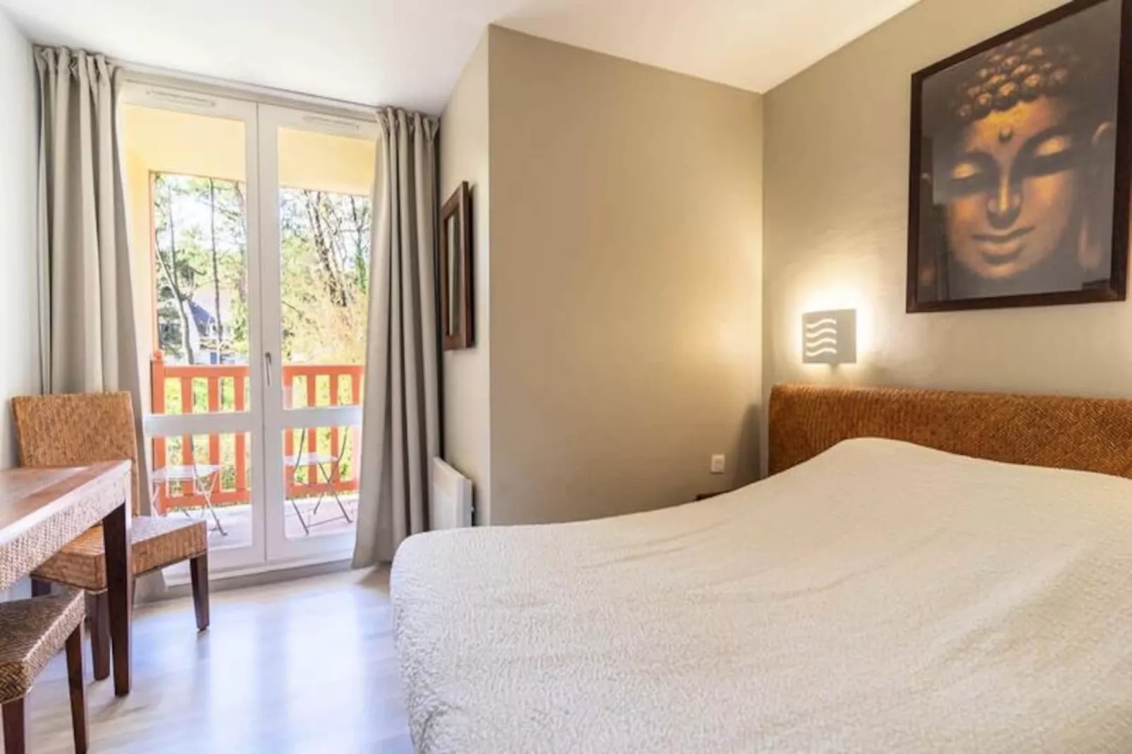 Résidence Appt 6 Pers Avec Piscine Couverte, Tennis Et Parking Priv&eacute; Gratuit 117-Image-tags.