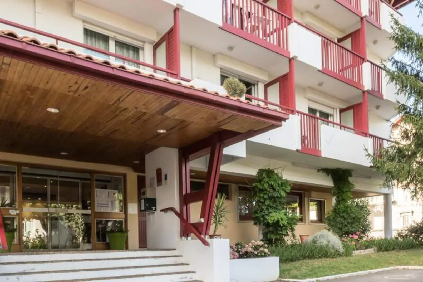 Résidence Eguzki***-Image-tags.