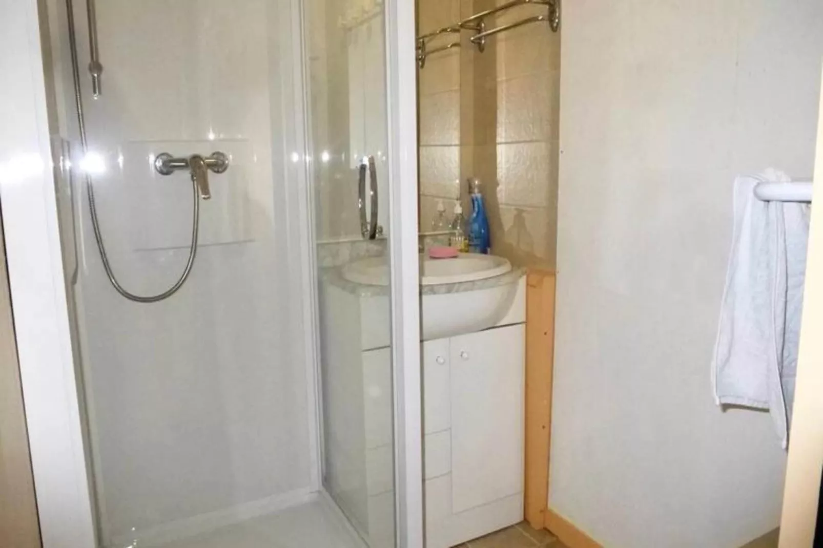 Résidence Neouvielle-Dining room