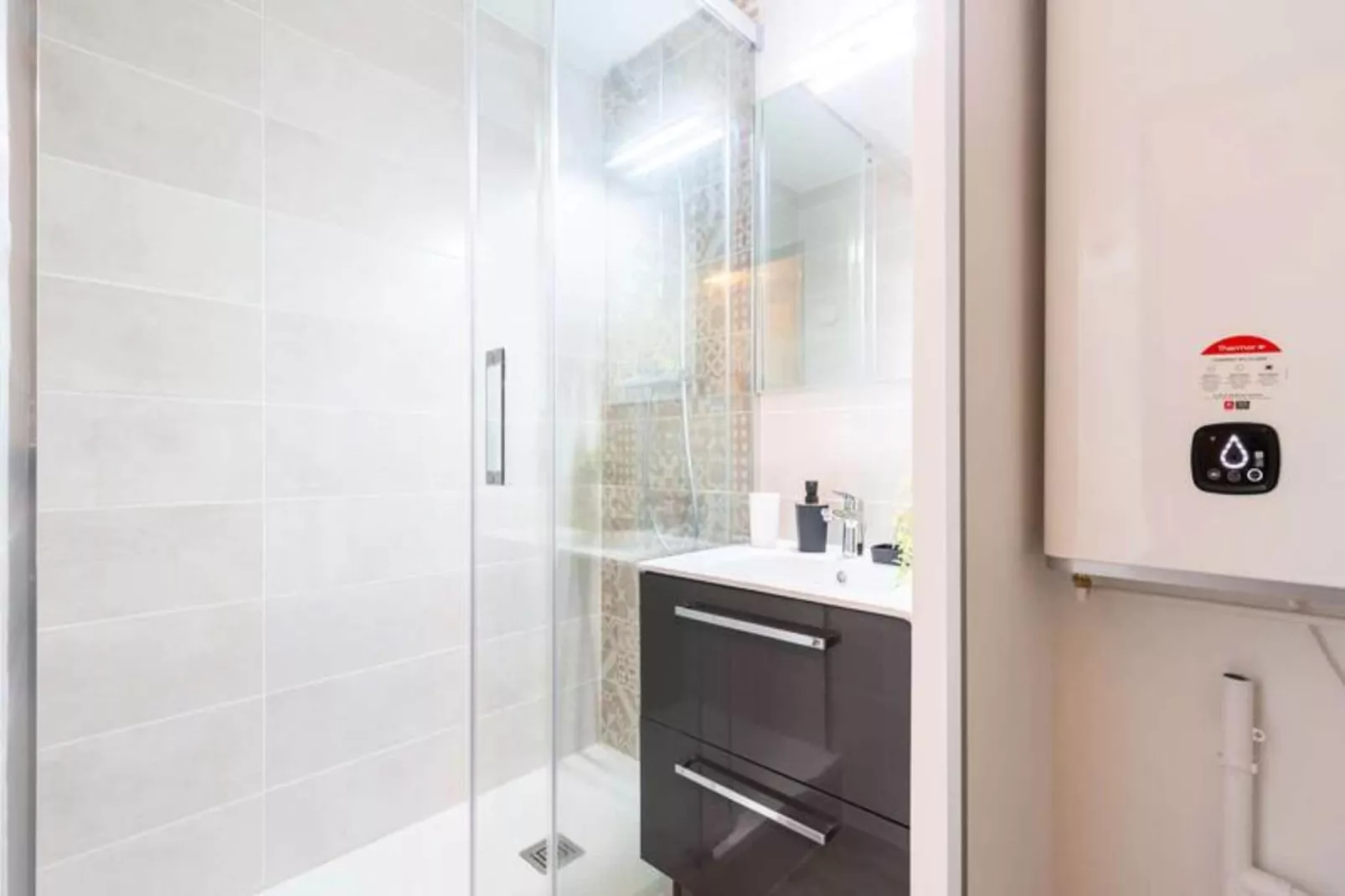 Résidence Aurette:neouvielle-Bathroom