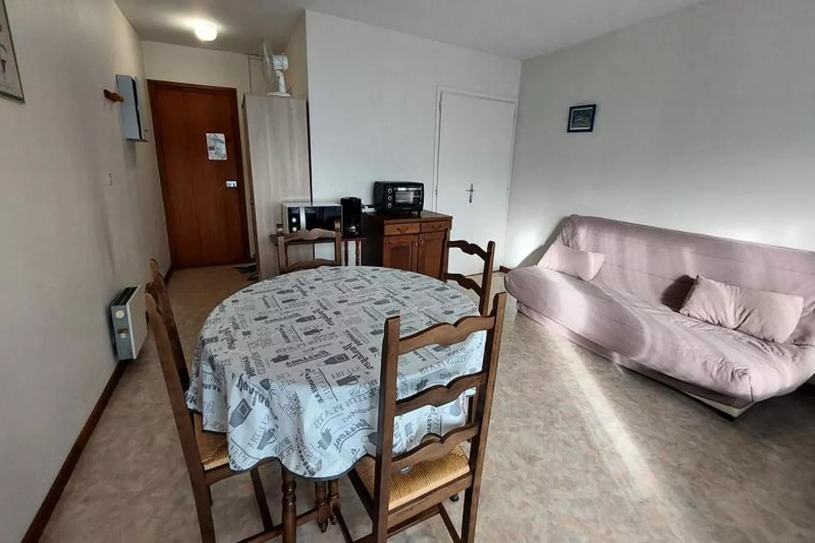 Résidence Le Chateau Durieux 3-Dining room