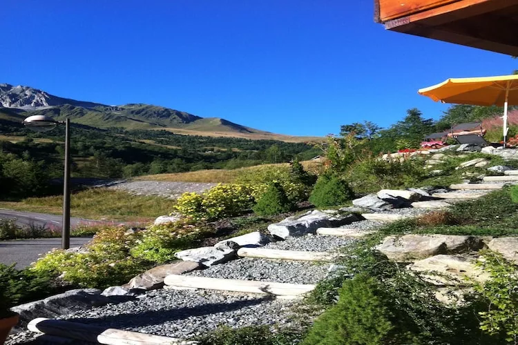 Chalet 3 - SAINT-FRANÇOIS-LONGCHAMP-Gardens in summer