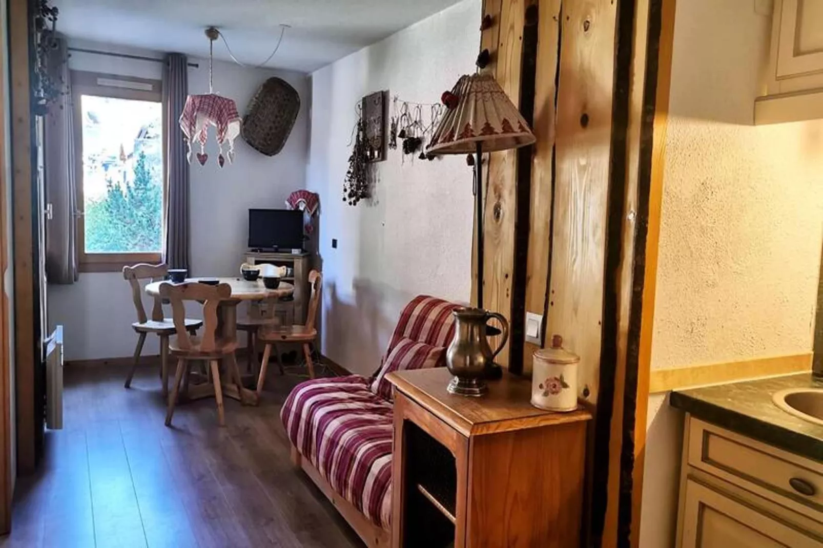 Résidence Ruelle-Salon