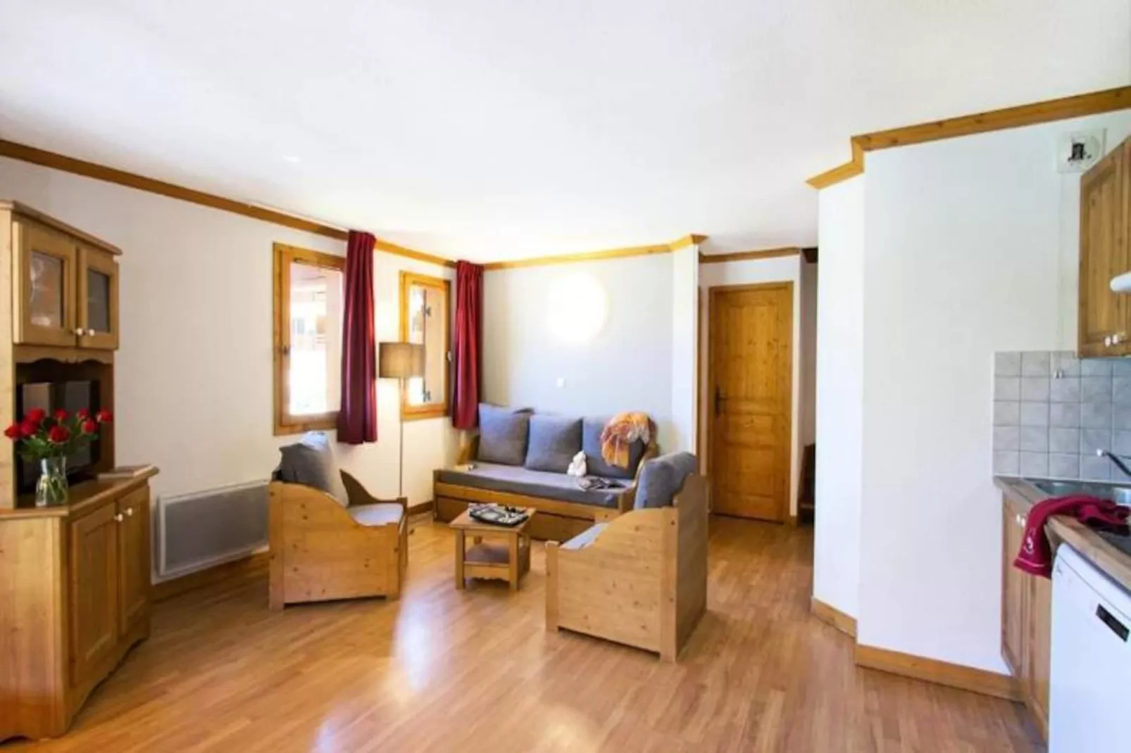 Résidence Odalys Le Hameau et Les Chalets de la Vallée d'Or***-Image-tags.