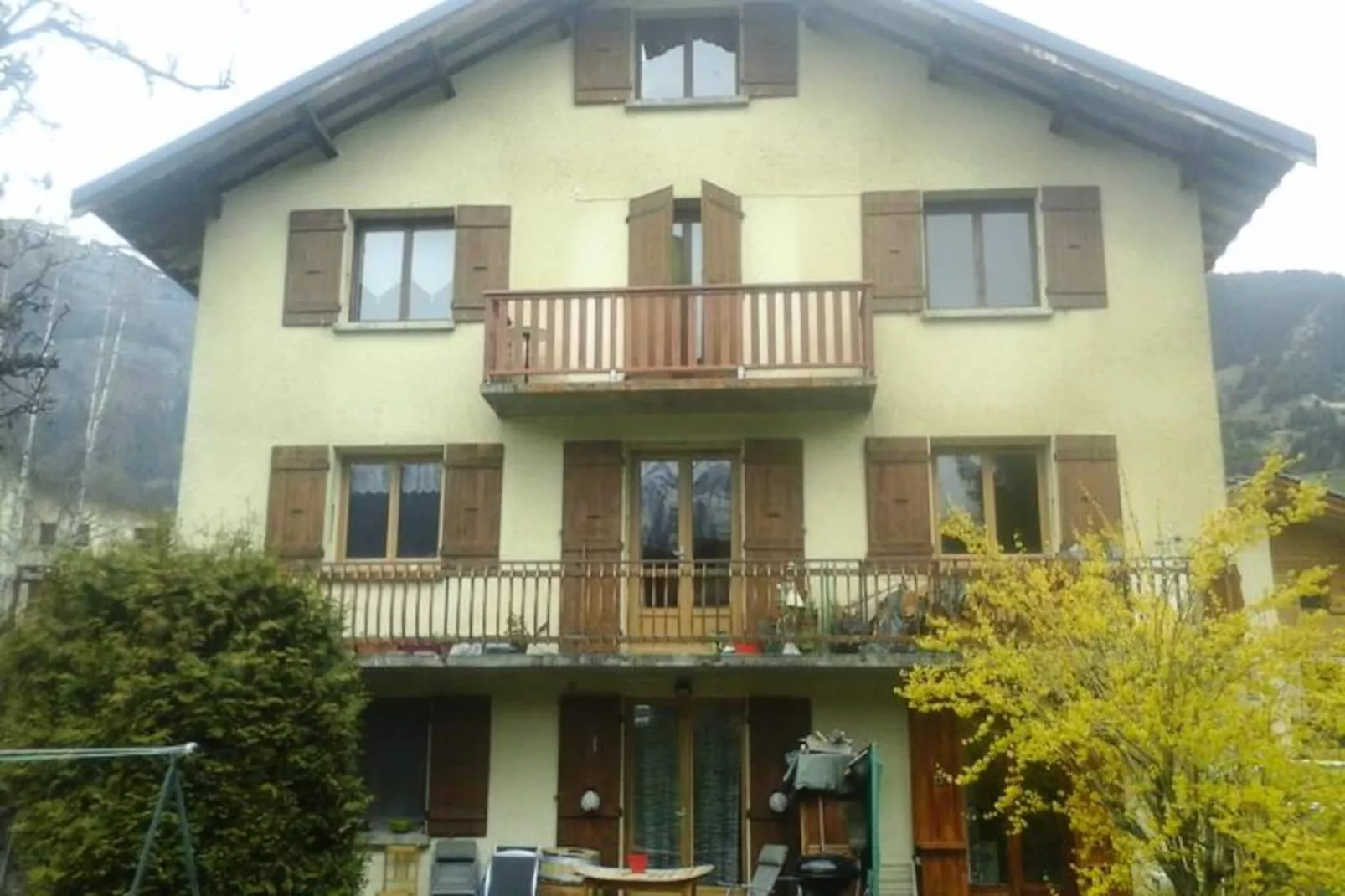 Appartement 3 pièces 5 personnes chaleureux avec vue montagne-Image-tags.