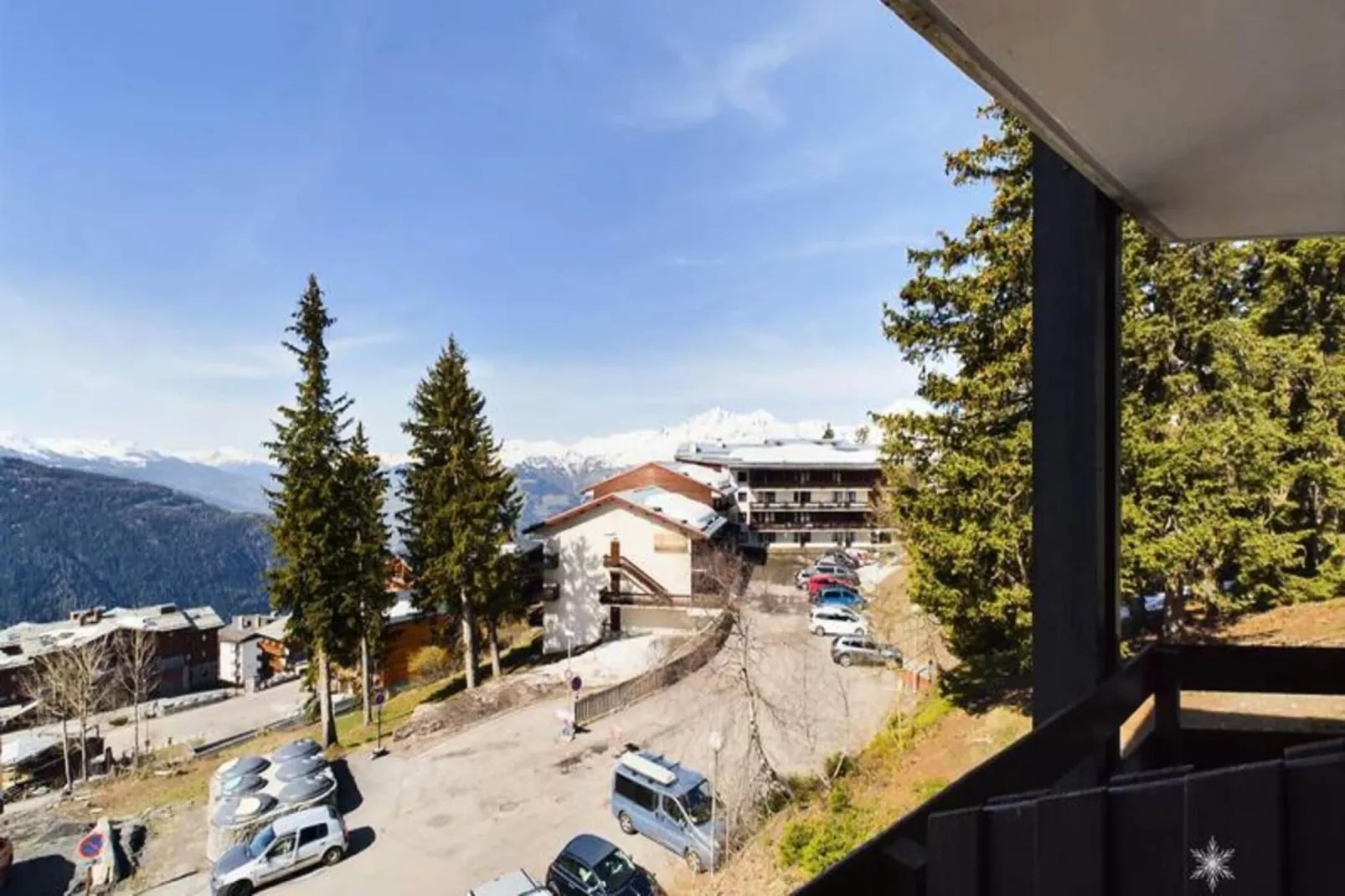 Résidence Bouquetins A-Exterior in summer