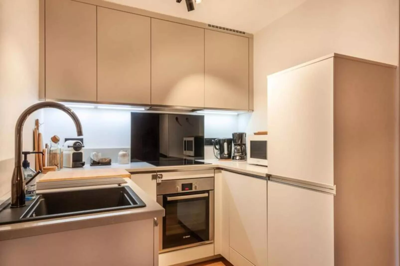 Résidence La Chalende-Kitchen