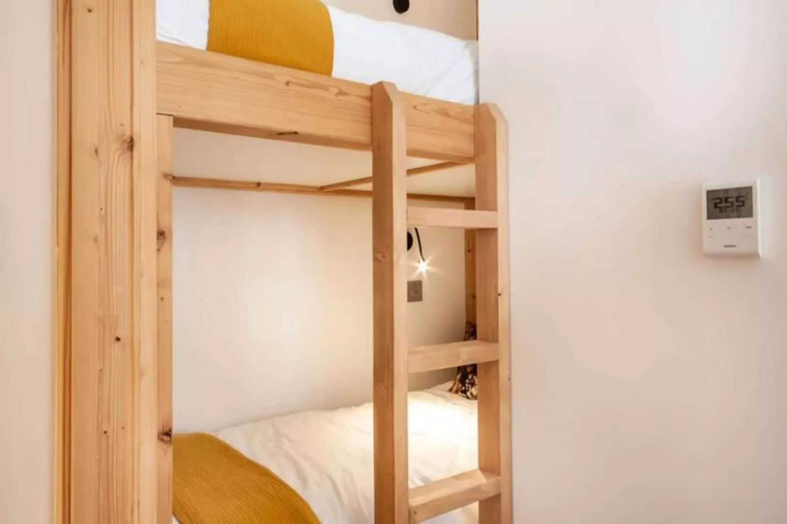 Résidence Les Portes Du Pleney-Bedroom