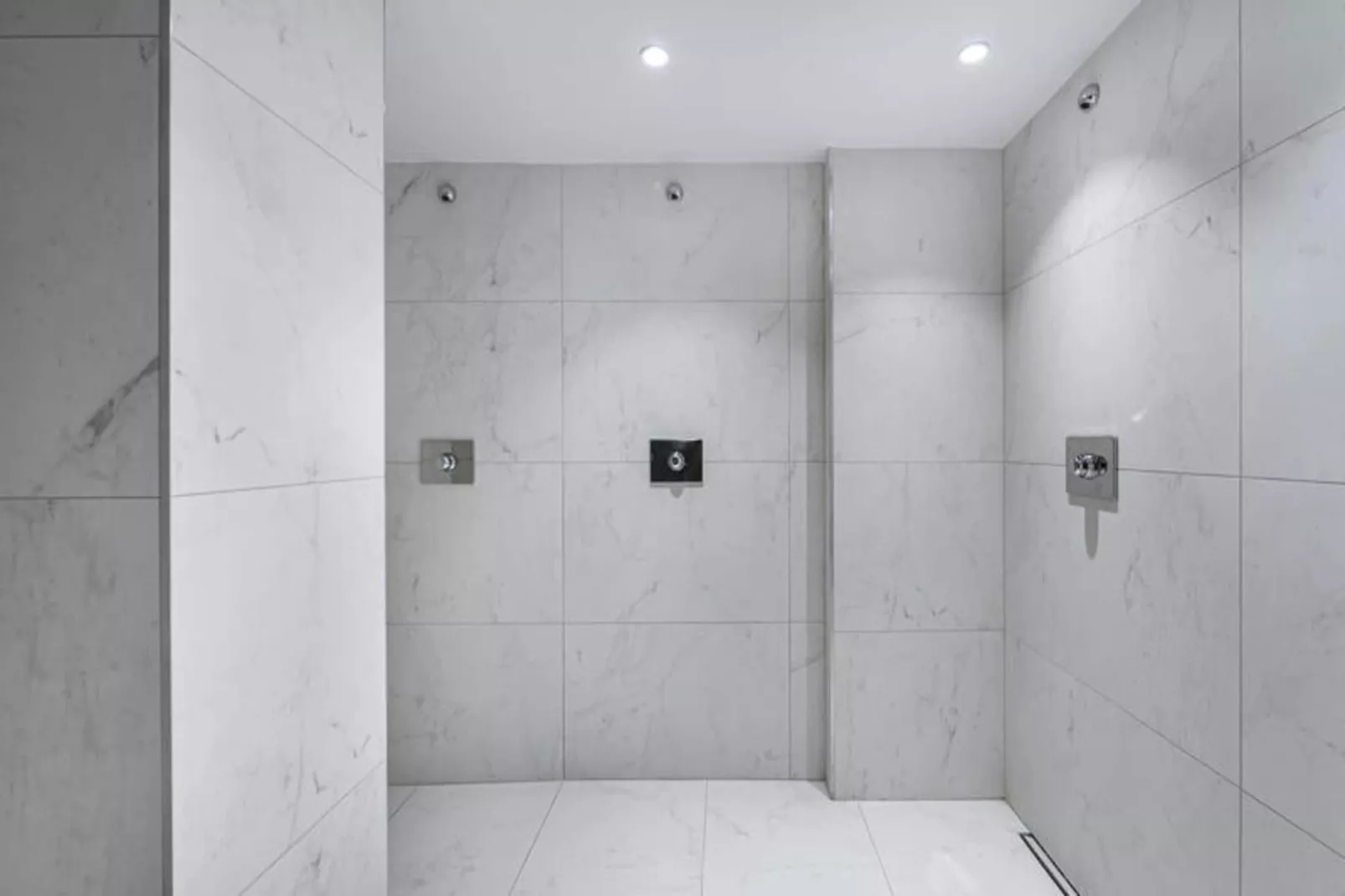 Résidence Stallion F-Außenbereich Sommer