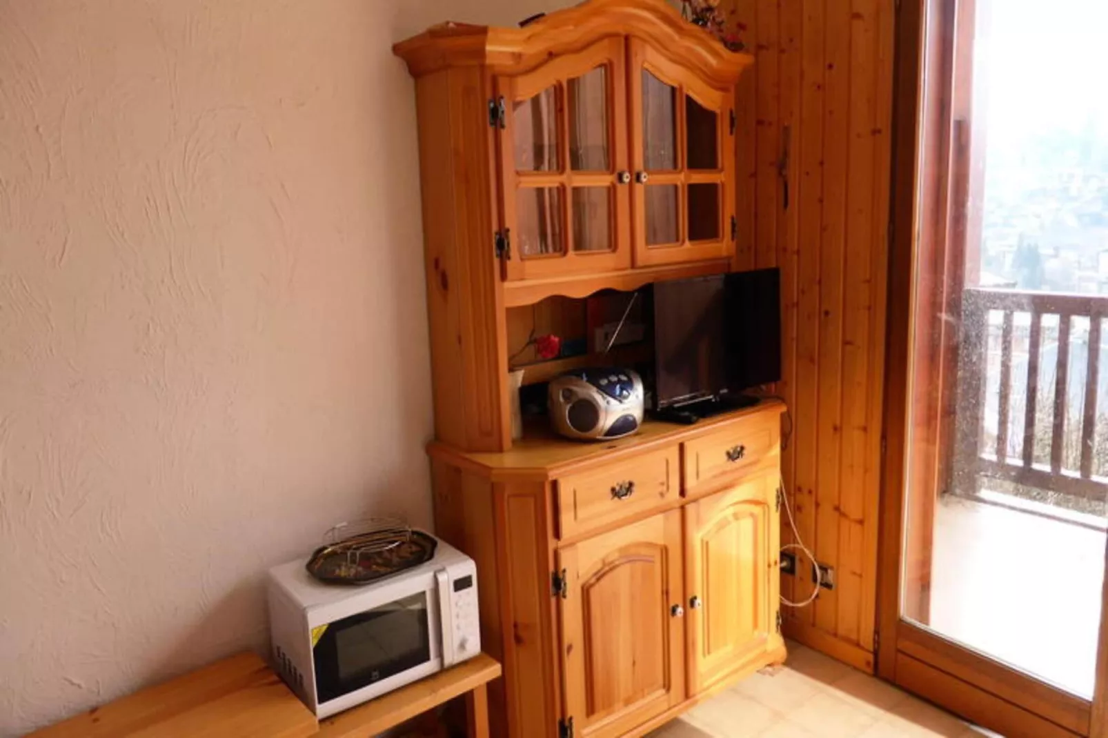 Résidence Les Loges-Exterior in summer