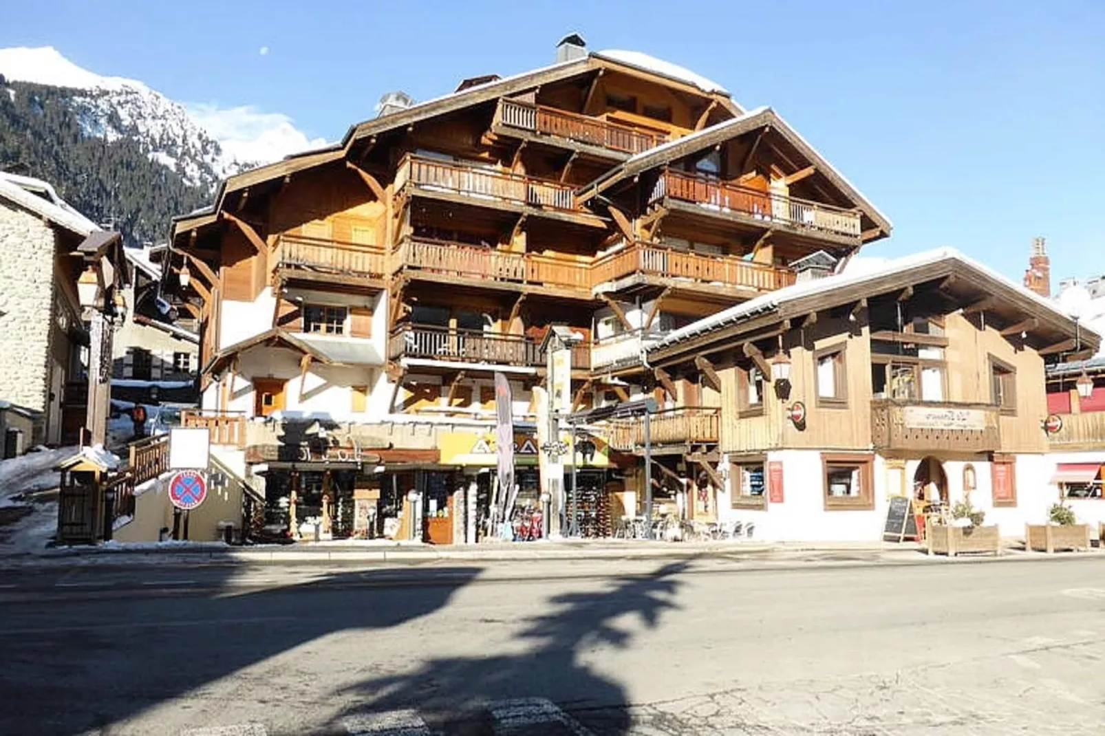 Résidence Berangere-Dining room