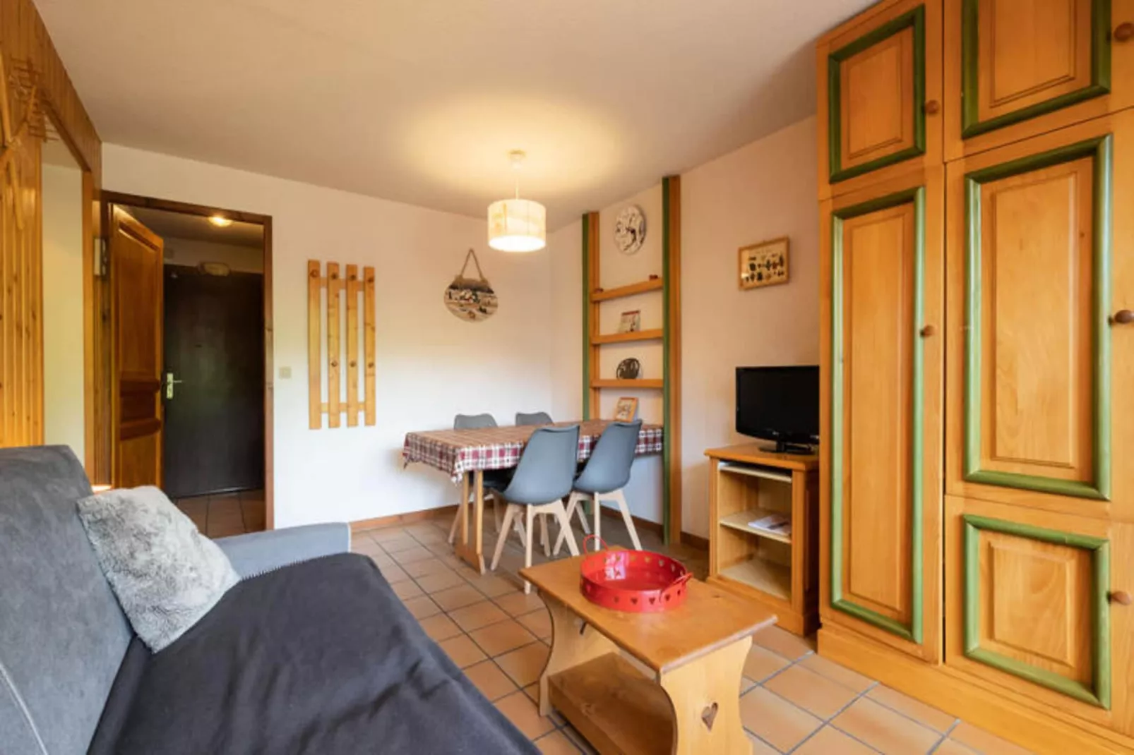 Résidence Domanial B-Außenbereich Sommer