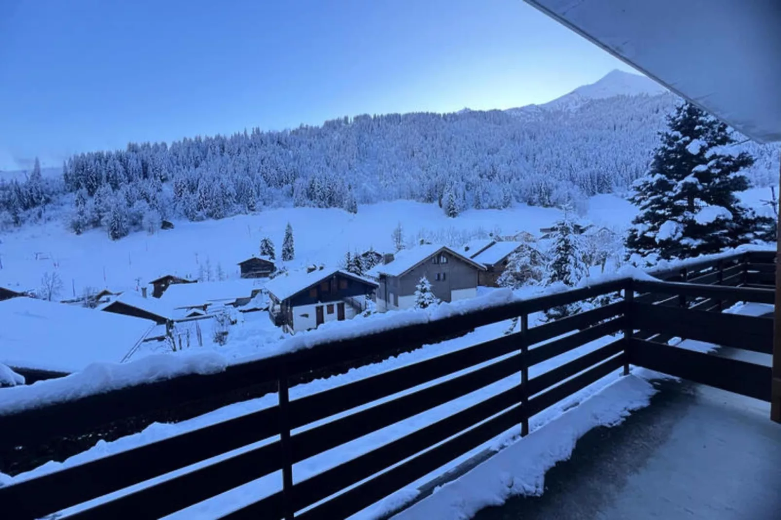 Chalets à La Clusaz-Zones hiver à 1 km