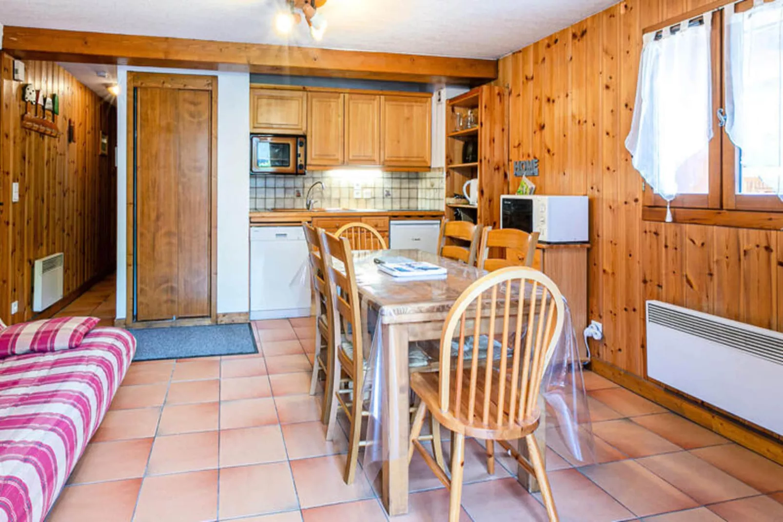 Résidence Coq De Bruyere-Dining room