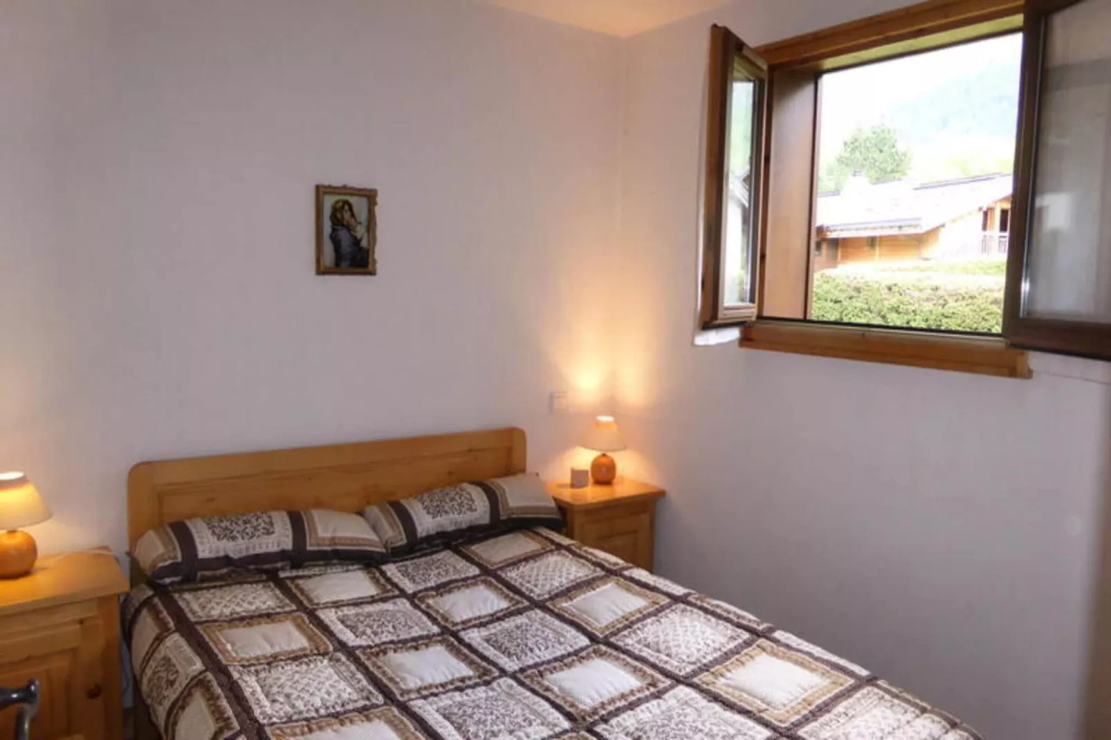 Résidence Les Aiguilles Rouges Bat B-Exterior in summer