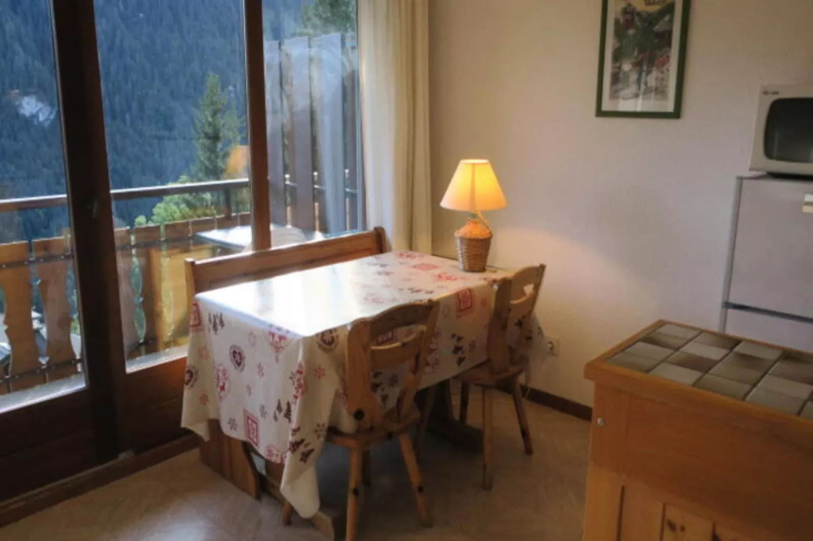 Chalets De Barbessine-Dining room