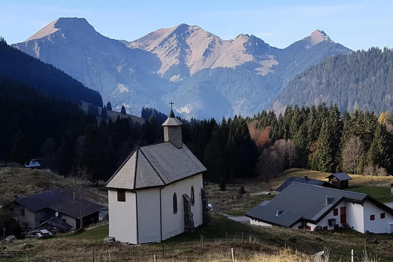 Appartements à Saint Jean d'Aulps-Vue d'été