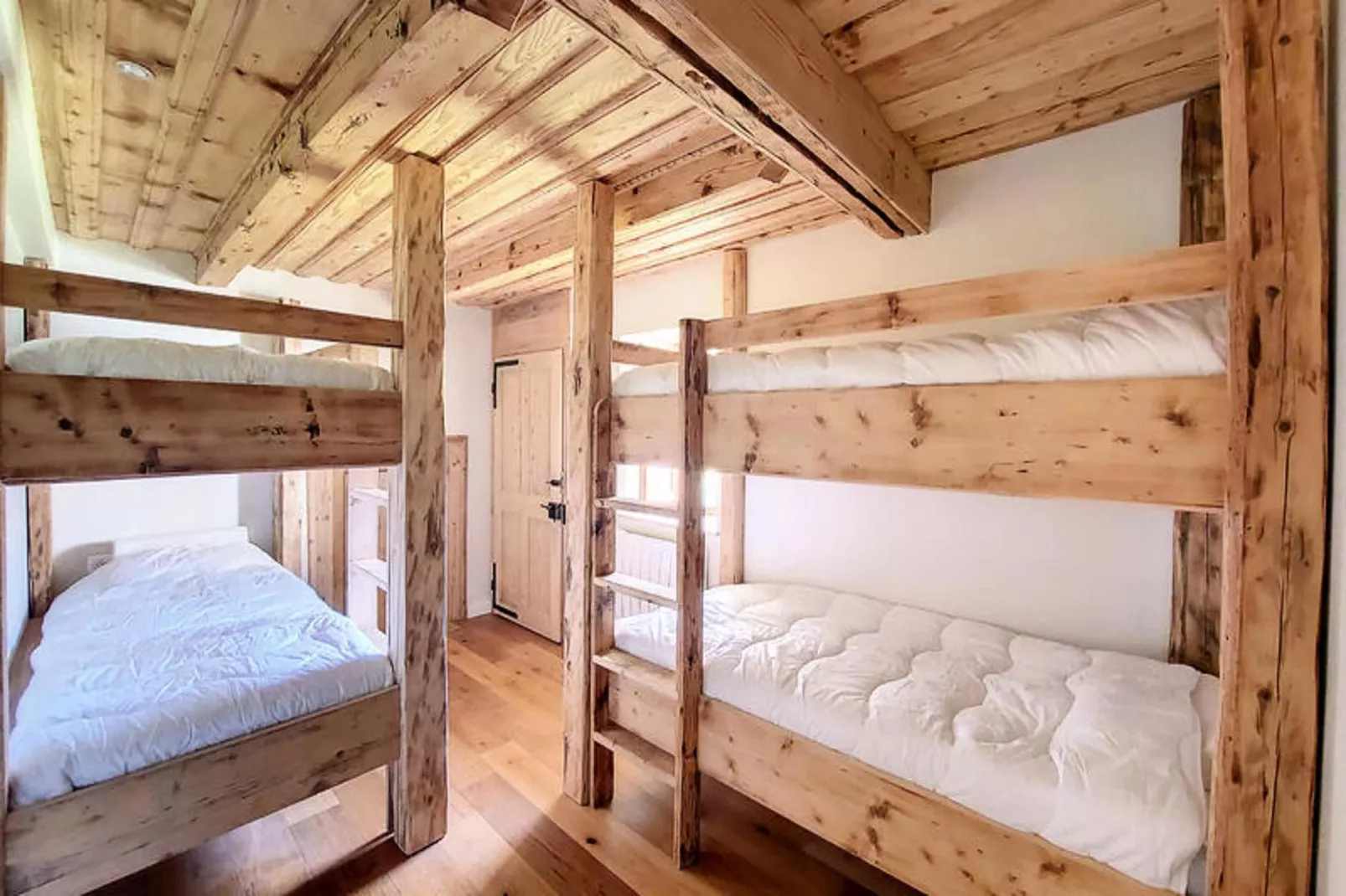 Appartements à Saint Jean d'Aulps-Schlafzimmer