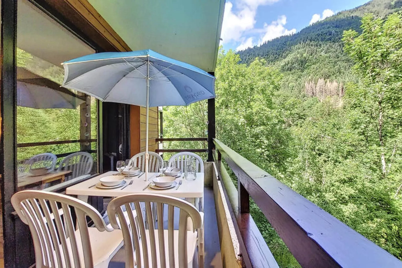 Studio à Saint Jean d'Aulps-Terrasse/Balkon