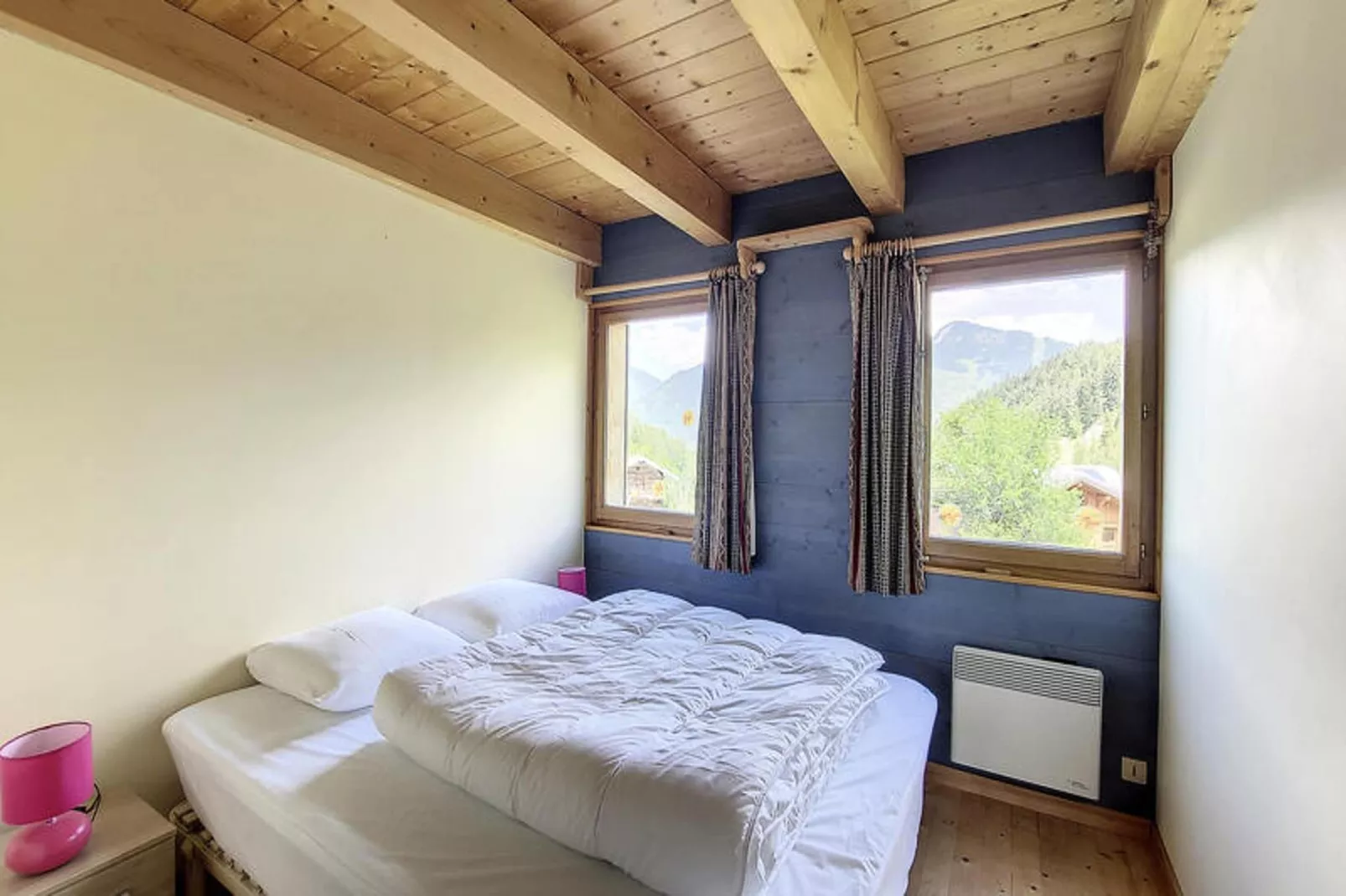 Chalets à Seytroux (Haute-Savoie)-Chambre