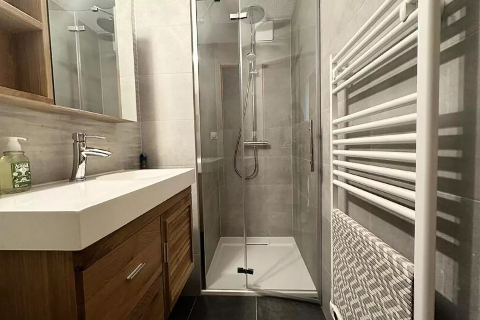 Residence Des Neiges Bat C-Landing