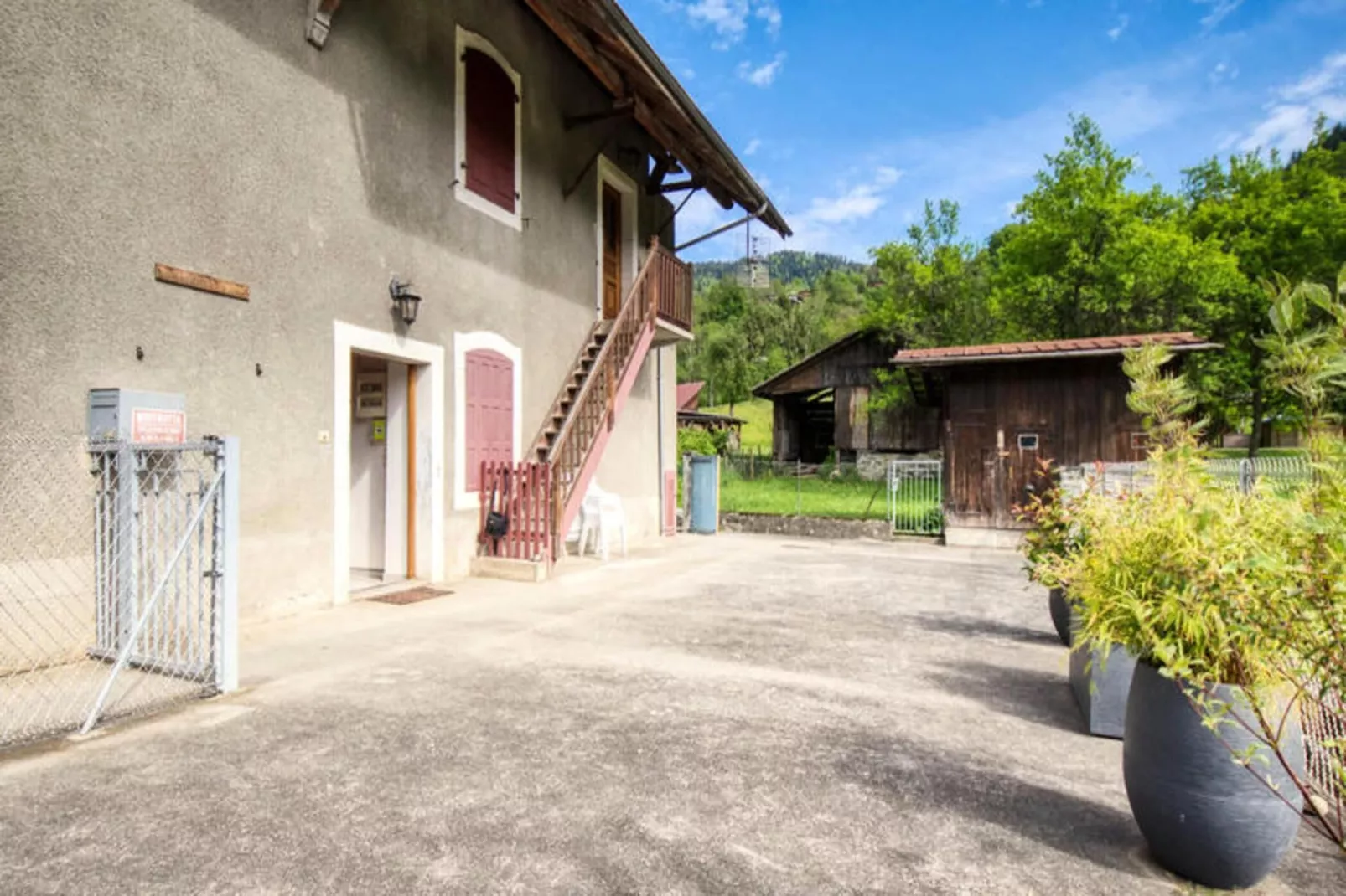 Chalet Alpagiste-Exterior in summer