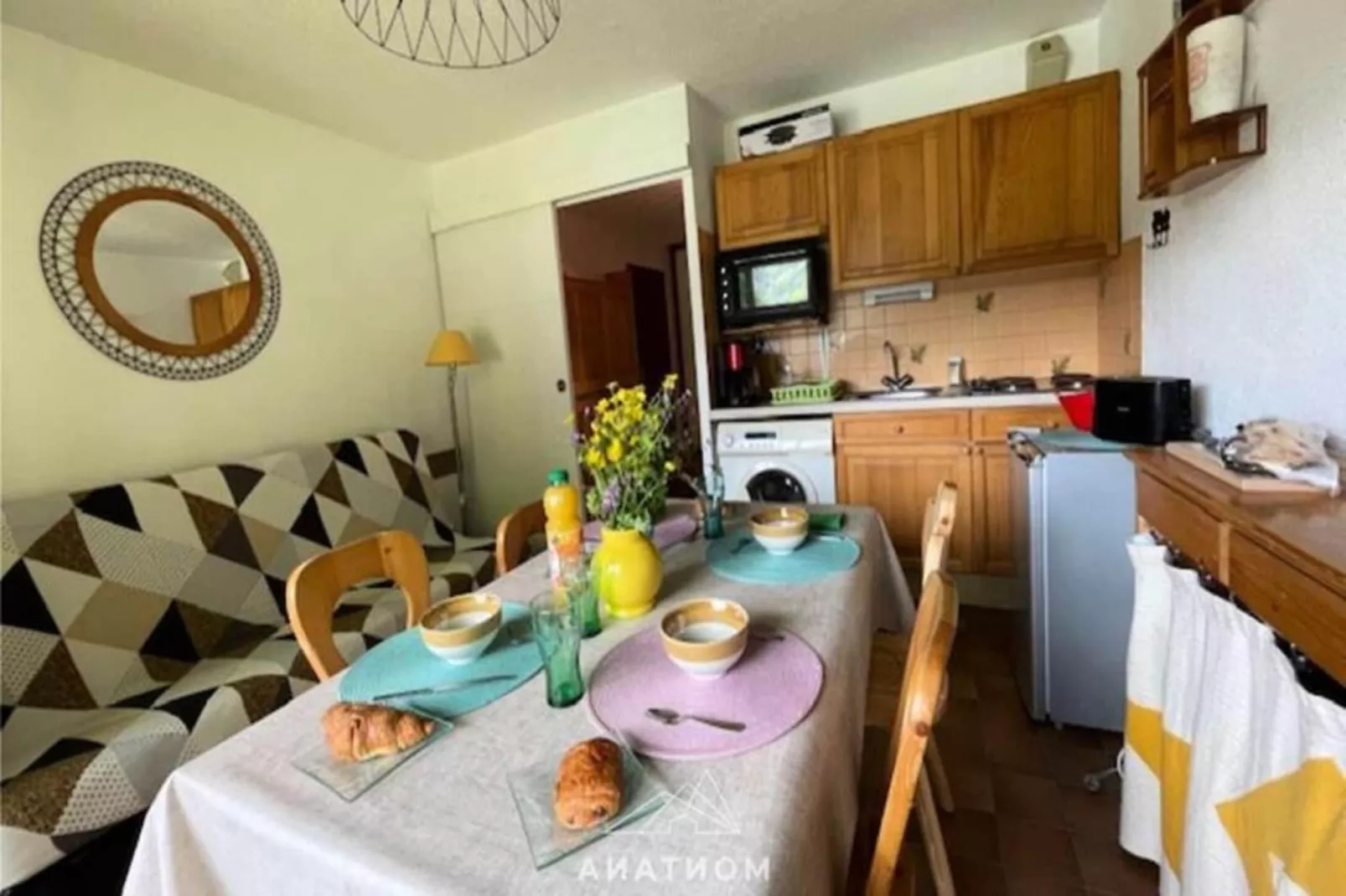 Résidence Millepertuis C-Dining room