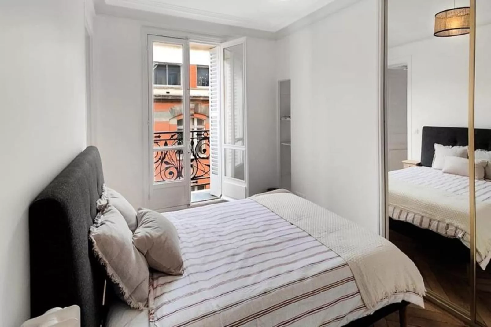 Appartement Refait &agrave; Neuf Dans Le Quartier Latin Paris 5e-Außenbereich Sommer