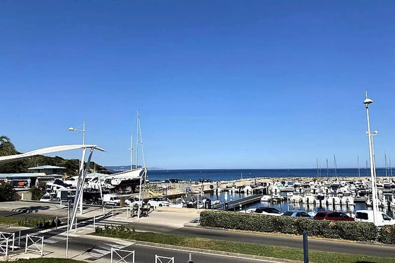 Résidence Port Helena Coudouliere-Dining room