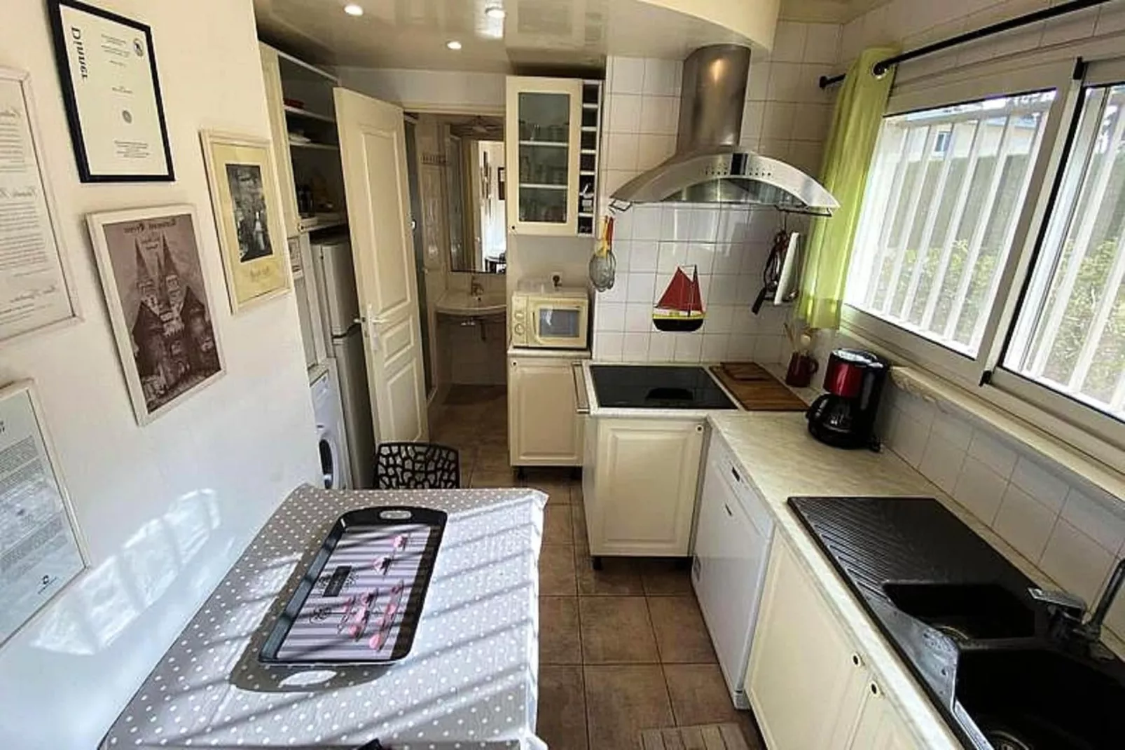 Résidence Les Tropiques-Kitchen