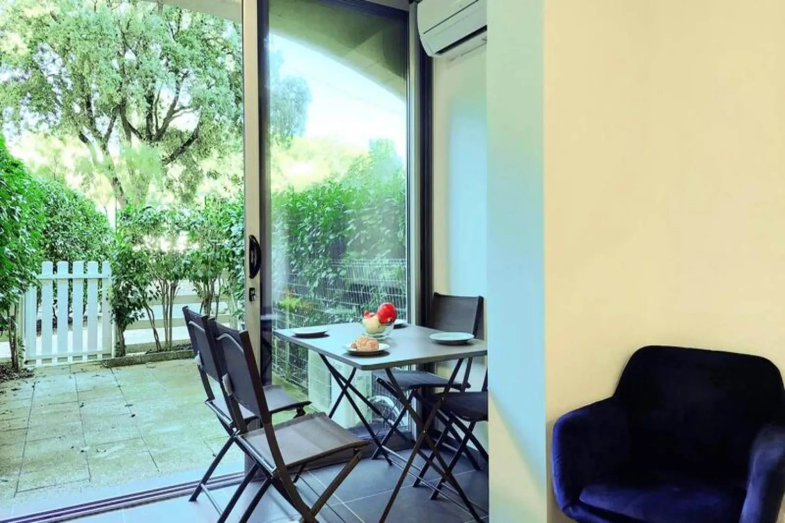 Résidence Heron-Exterior in summer