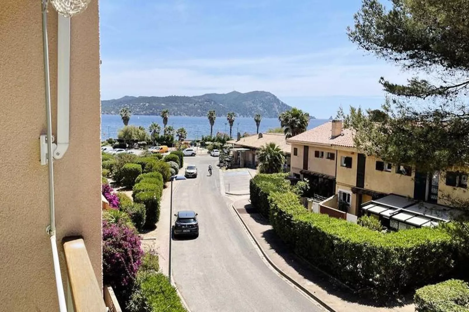 Résidence Les Pins-Bedroom