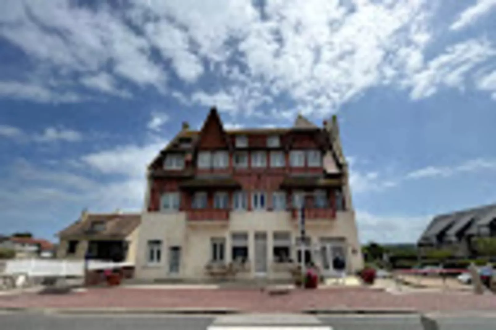 La Ferme de Deauville - maeva Home-Außenbereich Sommer