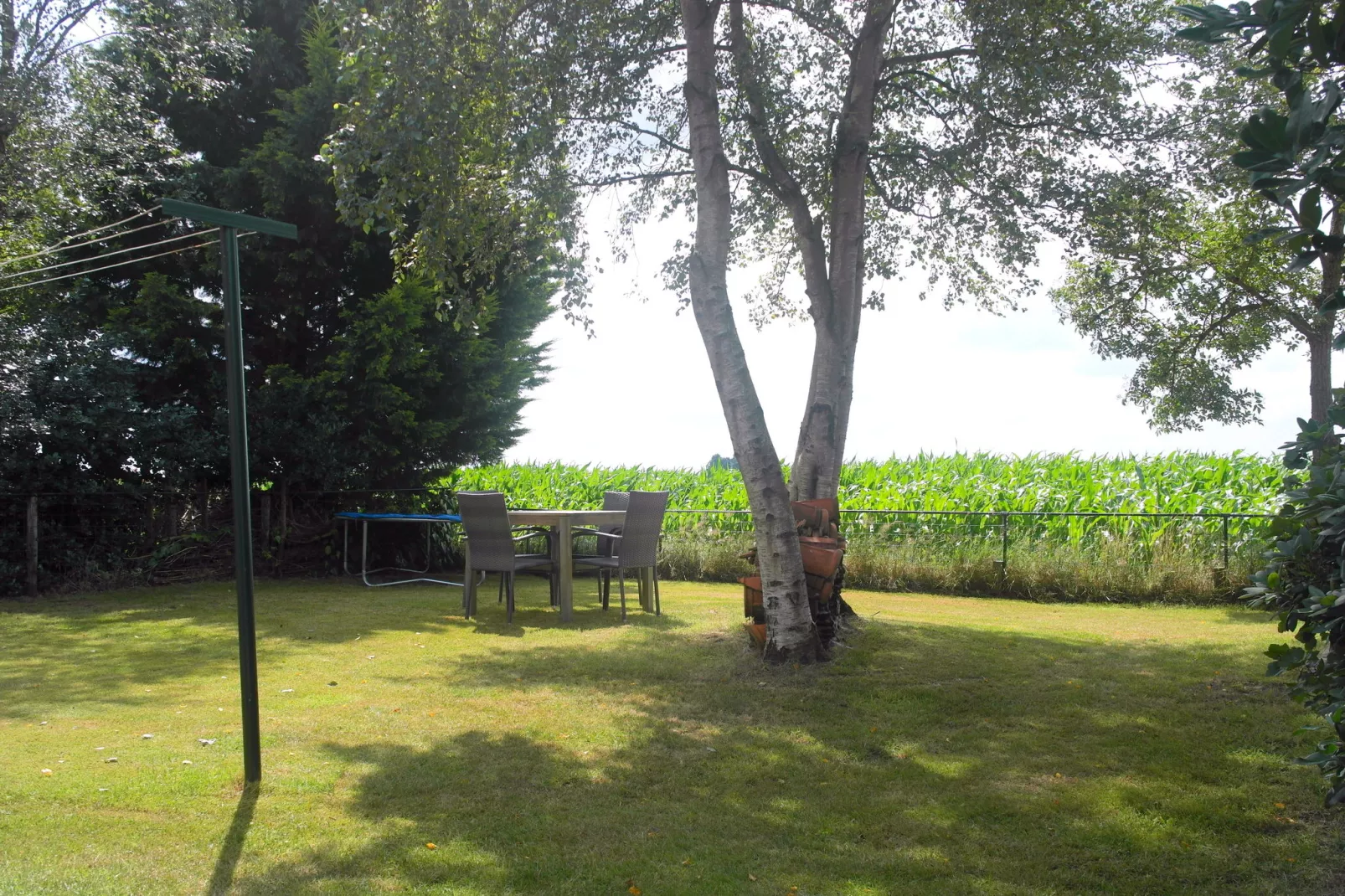 De Merel-Gardens summer