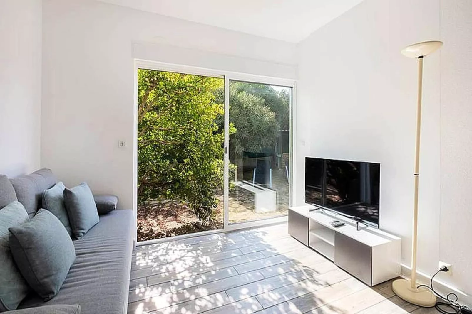 Résidence "le Toucan"-Terrace balcony