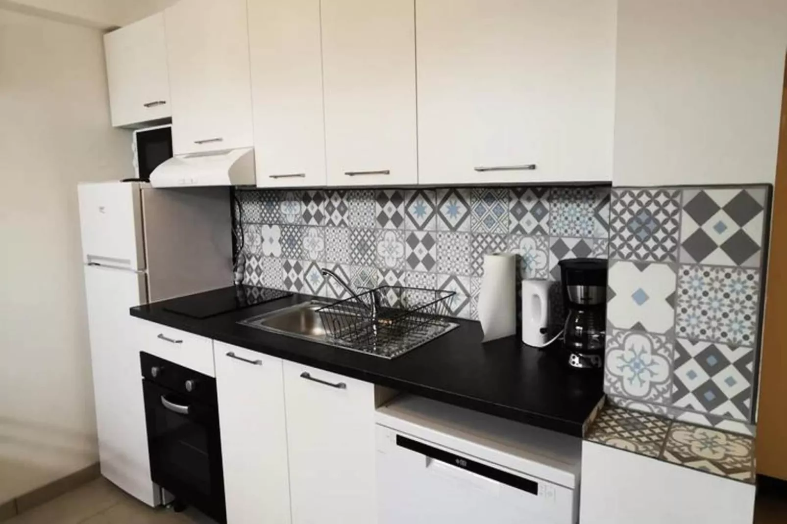 Résidence Quai Colbert-Kitchen