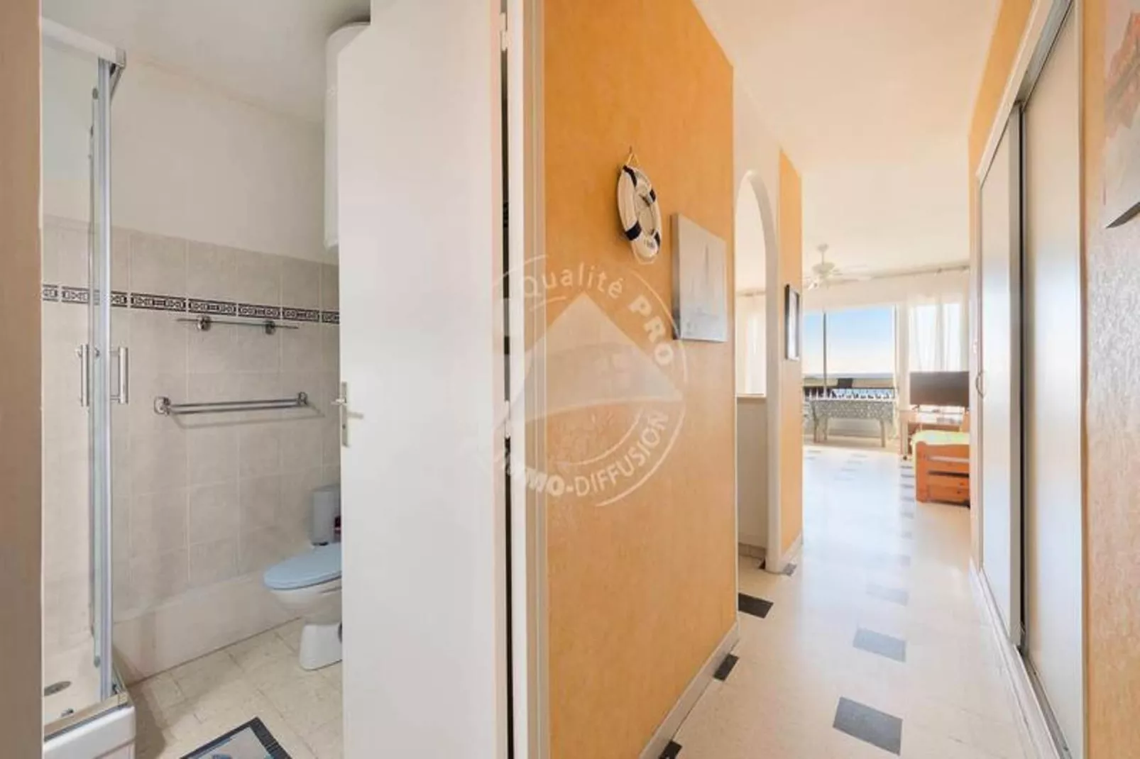 Résidence "les Tamaris"-Badezimmer